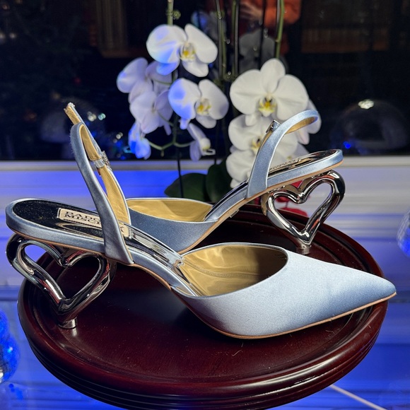 Badgley Mischka Lucille Heart Heel Slingback Pumps - Picture 8 of 14